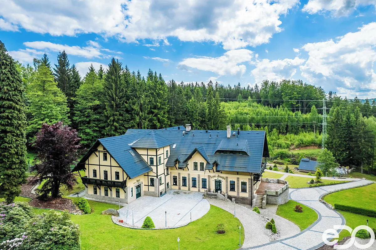 Prodej ubytovacího zařízení 2930 m²